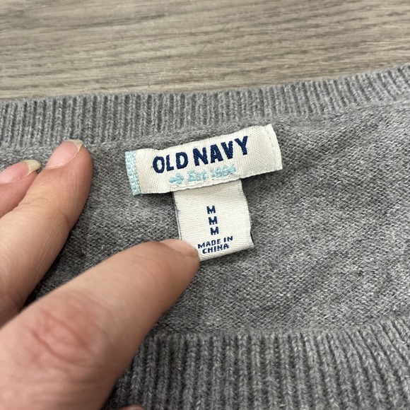 OLD NAVY Size M "TAKE ME TO THE SEA" Sequin Sparkle Nautical Gray Sweater - Picture 4 of 5